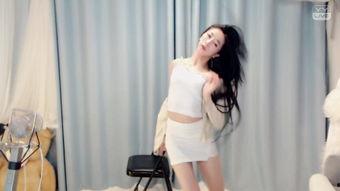 女主播制服跳舞,女主播制服下的热辣舞蹈秀